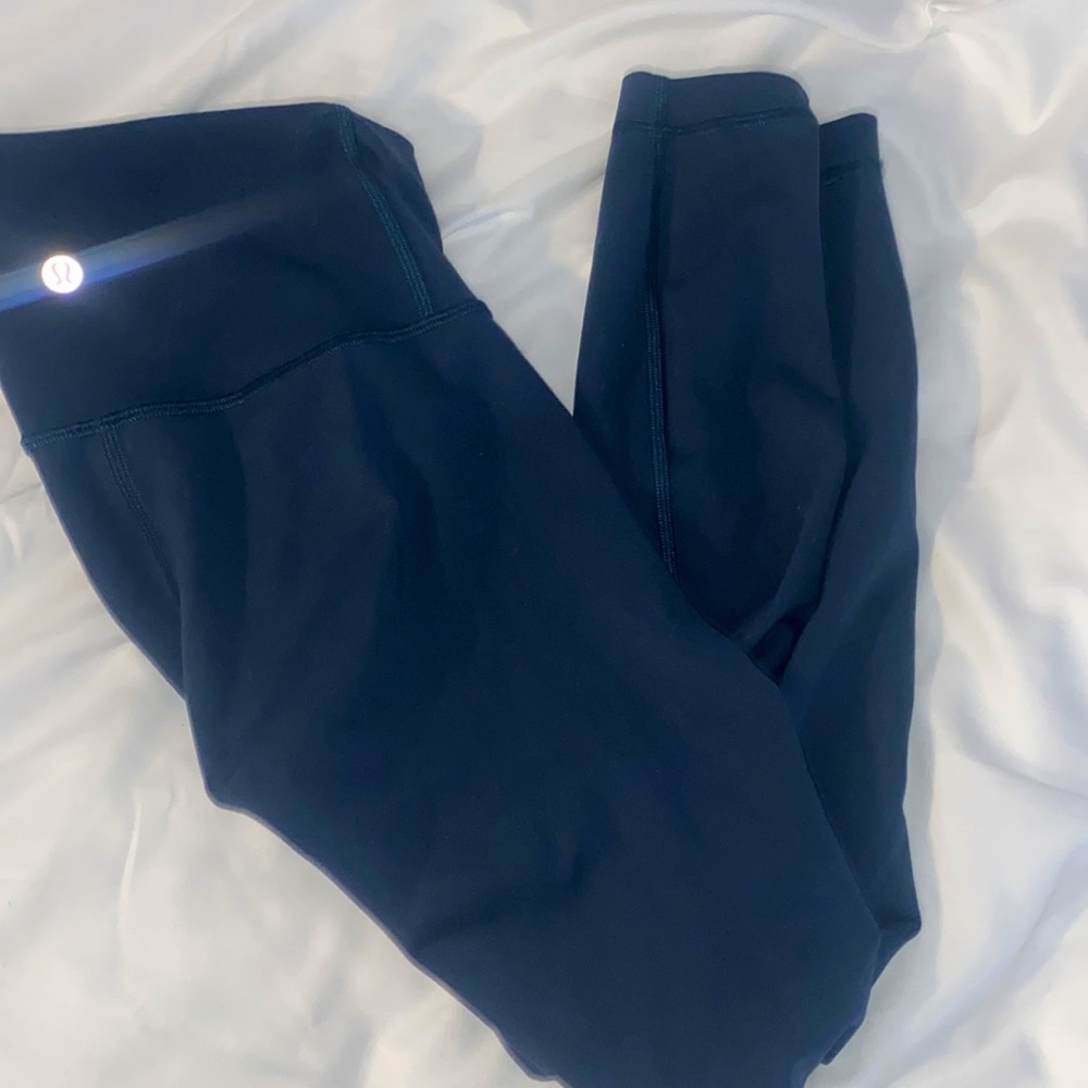 Lululemon green jasper align leggings good condition, barley used.